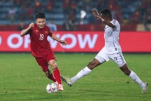 Công Phượng, Quang Hải gieo sầu cho hàng thủ Palestine