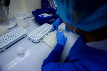 Nam phi công nhiễm Covid-19: Đã âm tính trở lại nhưng phổi đông đặc