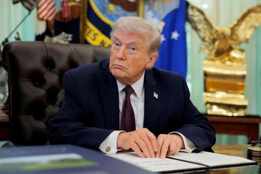 Ông Trump dọa “thổi bay” đồng minh vì vấn đề eo biển Hormuz
