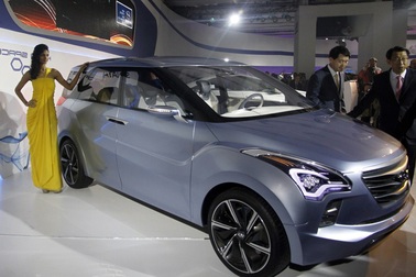 Hyundai sẽ có MPV cạnh tranh Mitsubishi Xpander vào năm 2021?