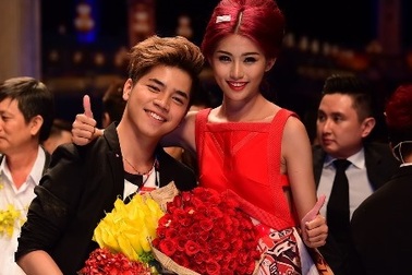 Những hình ảnh đẹp đêm chung kết Nhà thiết kế Việt Nam 2014