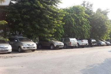 Hà Nội: “Điểm mặt” loạt công trình nhiều năm “xẻ thịt” công viên Tuổi trẻ