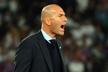 HLV Zidane từ chối tham gia thị trường chuyển nhượng mùa Đông