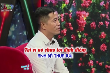Chàng trai vào trang cá nhân của bạn gái khi ghen