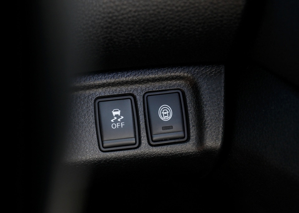 Nissan Navara 2021 xuất kích, sẵn sàng đấu với Ford Ranger - 41 Nissan Navara 2021 xuất kích, sẵn sàng đấu với Ford Ranger - 41