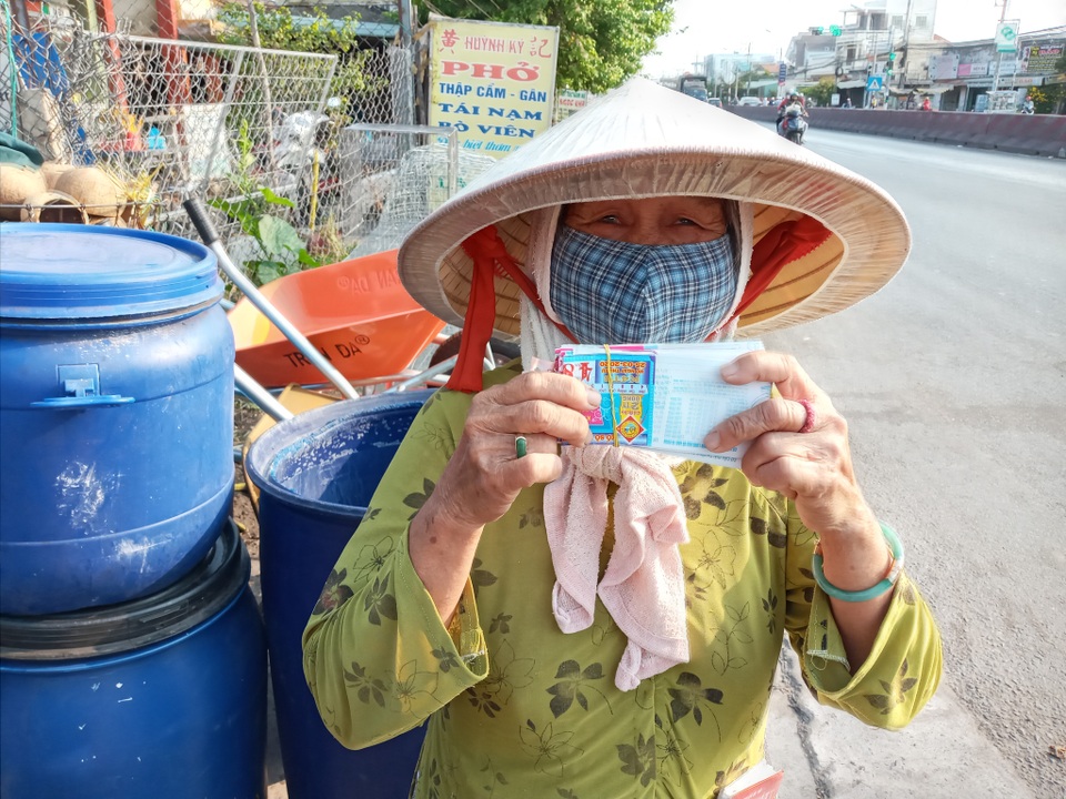 Bình Dương: Phấn đấu giảm tỷ lệ hộ nghèo còn dưới 1% - 1 Bình Dương: Phấn đấu giảm tỷ lệ hộ nghèo còn dưới 1% - 1