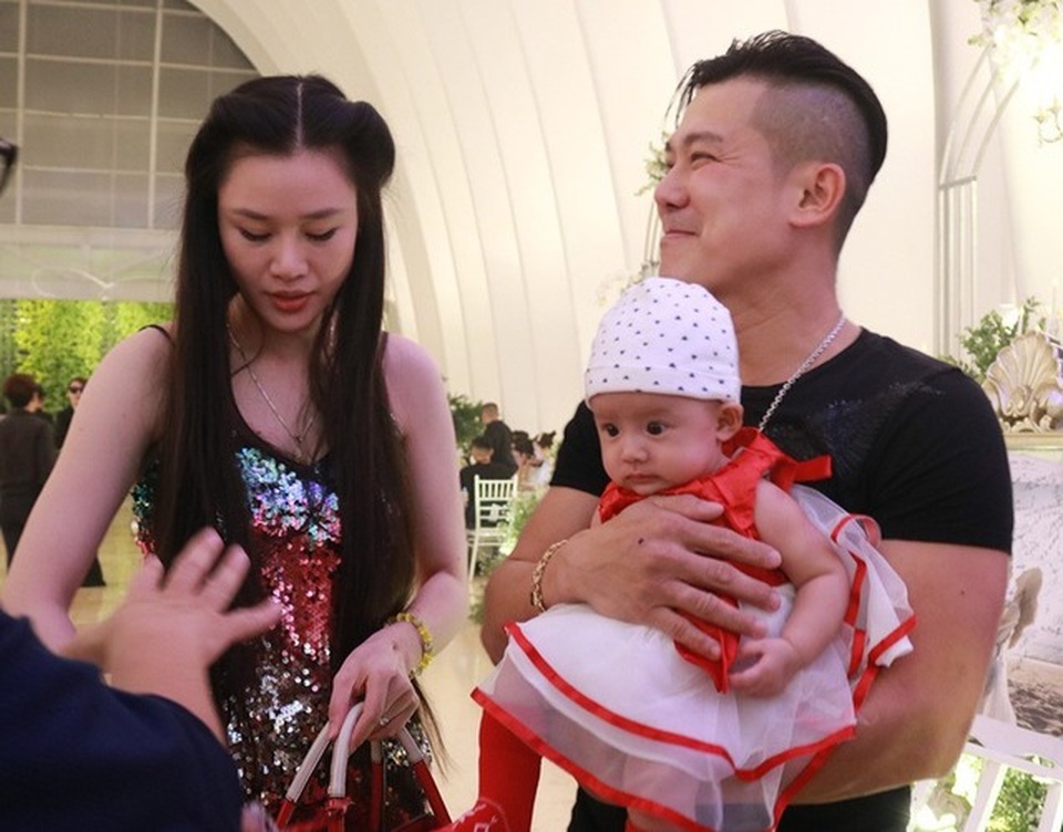 Linh Lan xin cộng đồng mạng đừng chỉ trích ba mẹ Vân Quang Long - 4 Linh Lan xin cộng đồng mạng đừng chỉ trích ba mẹ Vân Quang Long - 4
