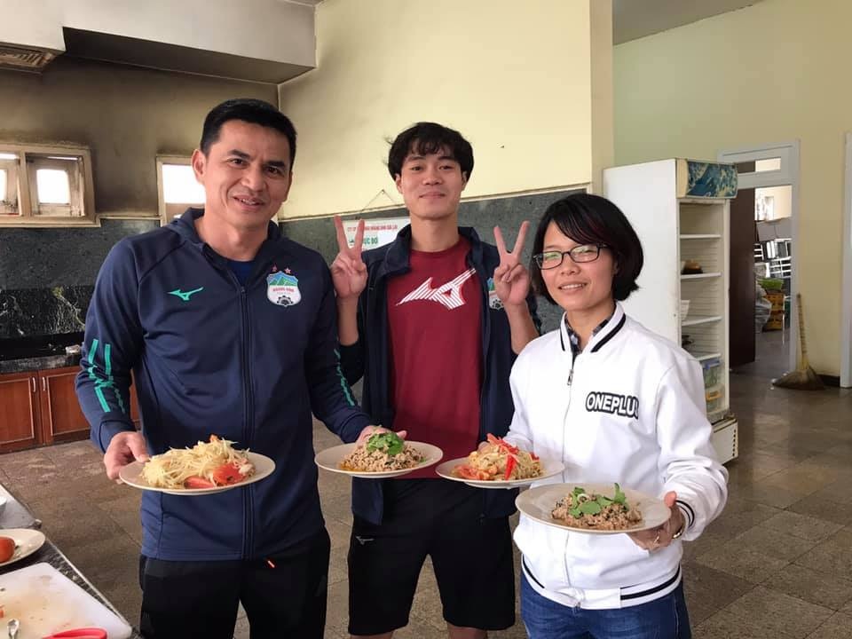 Các cầu thủ đón Tết như thế nào trong mùa Covid-19? - 1 Các cầu thủ đón Tết như thế nào trong mùa Covid-19? - 1