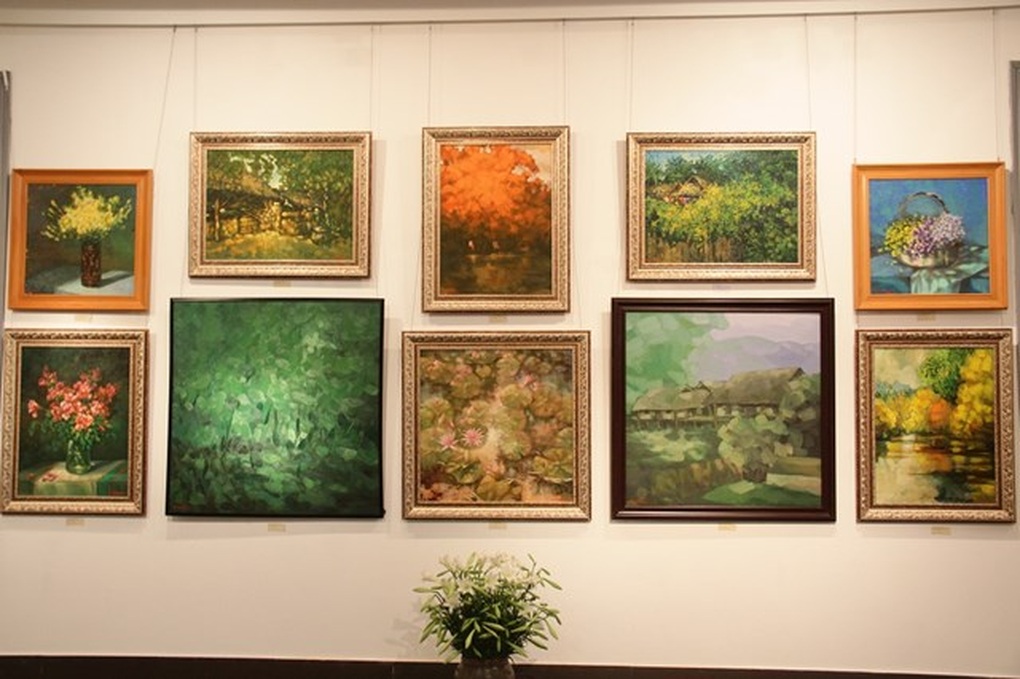 Họa sĩ Lê Quang triển lãm Hội họa, tâm linh, tôn giáo và phong thủy - 4 Họa sĩ Lê Quang triển lãm Hội họa, tâm linh, tôn giáo và phong thủy - 4