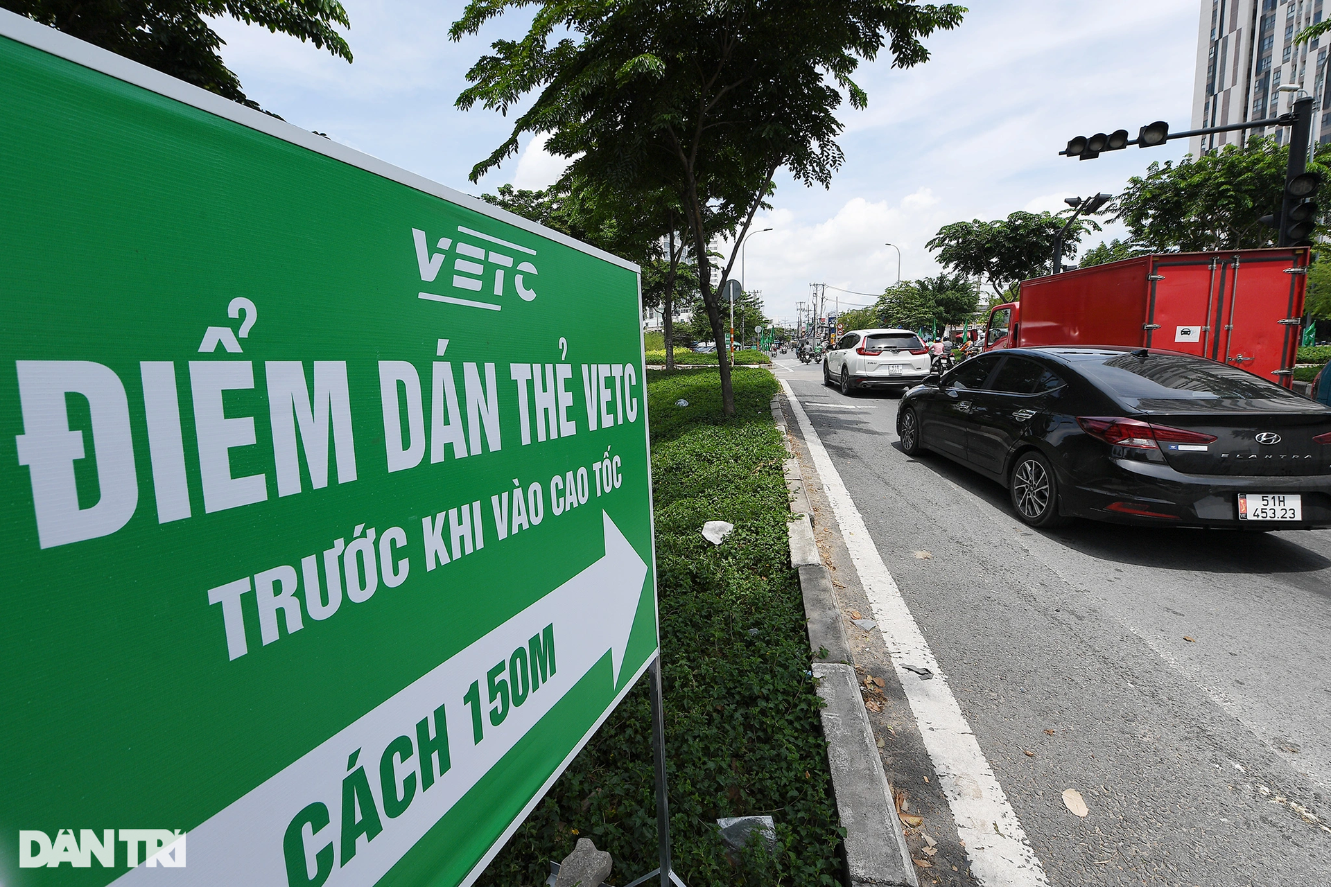 Giao thông kẹt cứng ngày đầu thu phí tự động cao tốc TPHCM - Dầu Giây - 4 Giao thông kẹt cứng ngày đầu thu phí tự động cao tốc TPHCM - Dầu Giây - 4