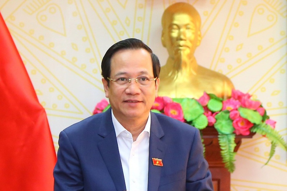 Tưởng niệm nạn nhân Covid-19: Vạn nỗi đau được xoa dịu từ tình người - 3 Tưởng niệm nạn nhân Covid-19: Vạn nỗi đau được xoa dịu từ tình người - 3