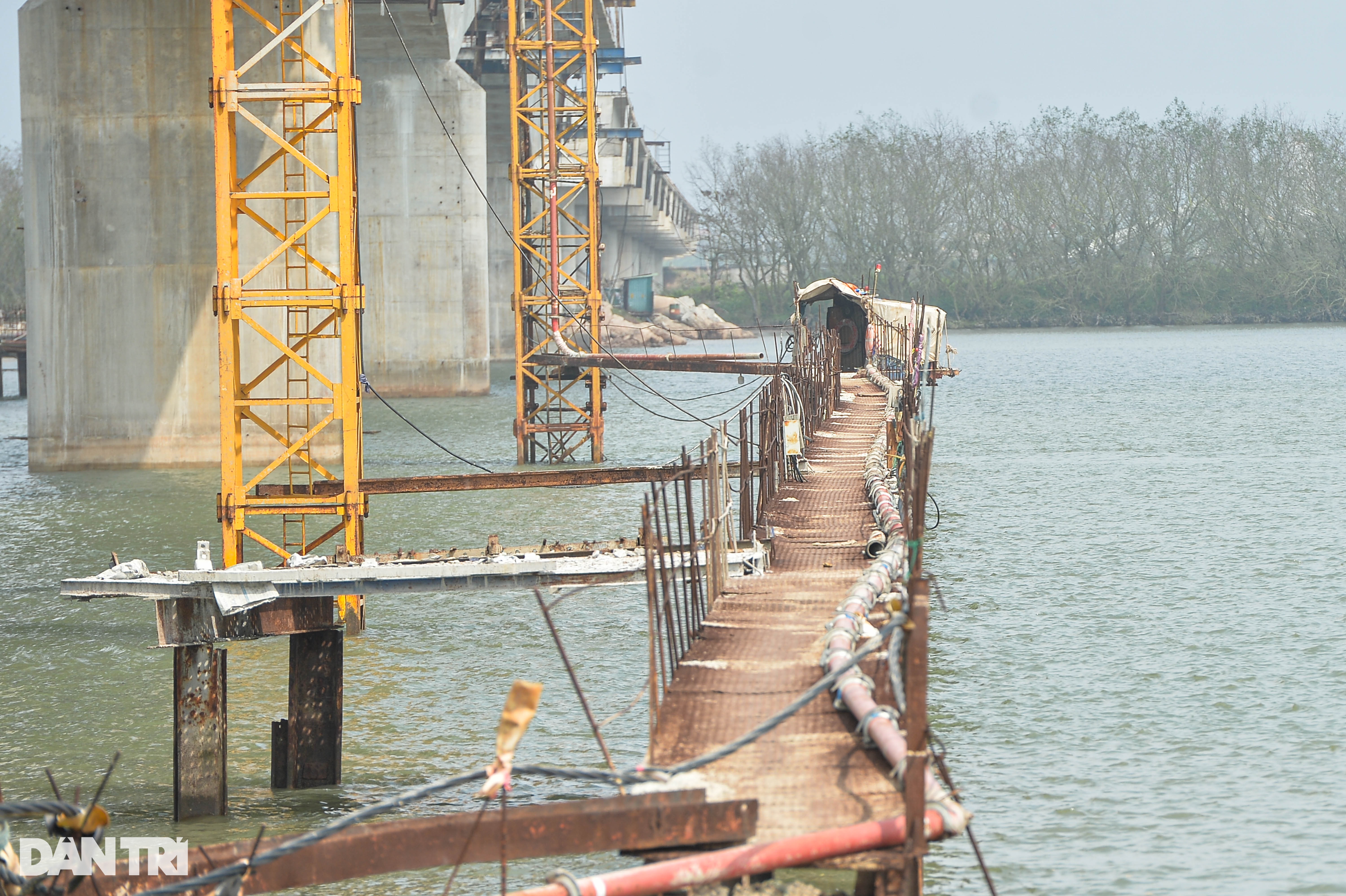 Hiện trạng cầu vượt sông Hồng gần 1.000 tỷ đồng nối Nam Định - Thái Bình - 9