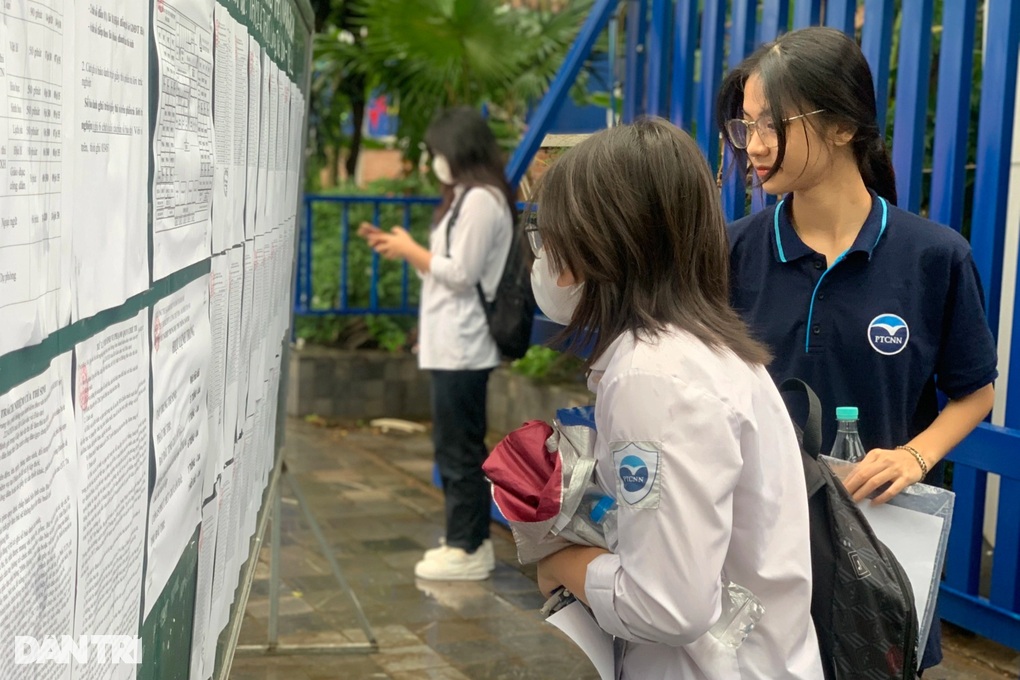 Thủ khoa khối A00 đạt 29,6 điểm, đến từ Thái Bình - 1 Thủ khoa khối A00 đạt 29,6 điểm, đến từ Thái Bình - 1