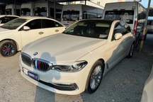 Ngân hàng rầm rộ thanh lý xe sang, "miếng bánh" ngon cho người mua?