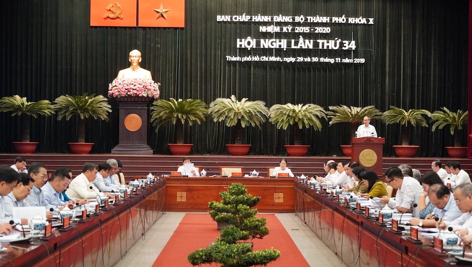 Bí thư Nguyễn Thiện Nhân: Có lẽ phụ nữ TPHCM khó có con vì phải làm nhiều quá! - 1 Bí thư Nguyễn Thiện Nhân: Có lẽ phụ nữ TPHCM khó có con vì phải làm nhiều quá! - 1