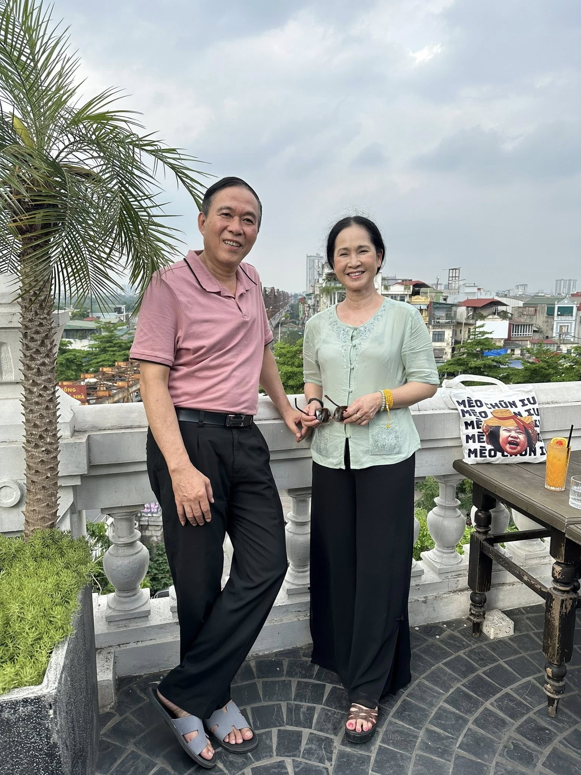 NSND Lan Hương Dịu dàng màu nắng: Không sợ ném đá, làm bạn với con dâu - 8 NSND Lan Hương Dịu dàng màu nắng: Không sợ ném đá, làm bạn với con dâu - 8