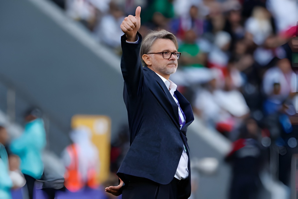 Báo Indonesia lo ngại HLV Troussier sẽ thay đổi lối chơi của tuyển Việt Nam - 2 Báo Indonesia lo ngại HLV Troussier sẽ thay đổi lối chơi của tuyển Việt Nam - 2
