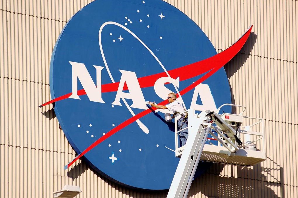NASA quyết định sa thải nhà khoa học trưởng, giải thể 3 phòng ban - 1 NASA quyết định sa thải nhà khoa học trưởng, giải thể 3 phòng ban - 1