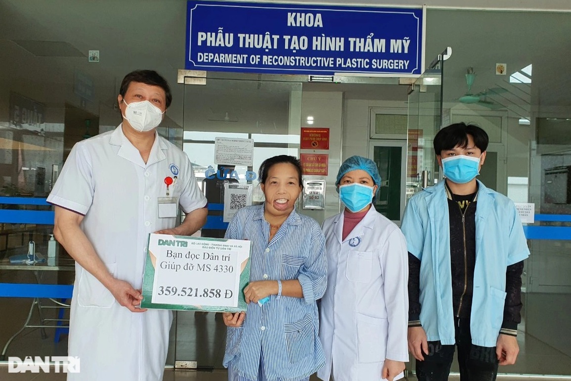 Bạn đọc Dân trí đã thay đổi cuộc sống của mẹ con em - 1