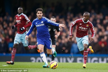 Fabregas thực hiện 103 đường chuyền ở trận thắng West Ham