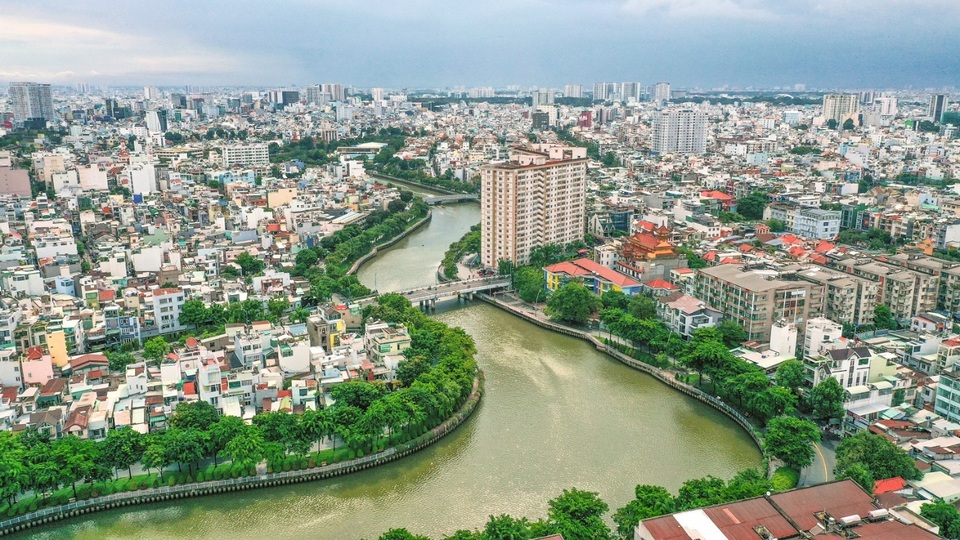 Hành trình hồi sinh bên những dòng kênh “chết” - 3 Hành trình hồi sinh bên những dòng kênh “chết” - 3