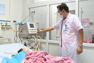 Trẻ bị tiêm nhầm thuốc đường uống: Sẽ giữ được tính mạng bé?