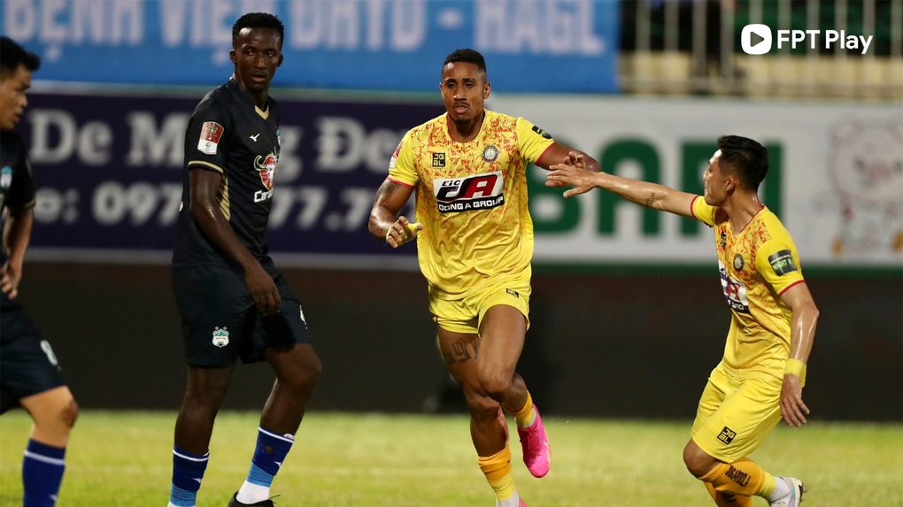 VPF cùng Casper công bố giải thưởng V.League tháng 4 - 2 VPF cùng Casper công bố giải thưởng V.League tháng 4 - 2