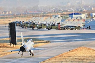 Không quân Trung Quốc diễn tập chiến đấu trên không lớn chưa từng có