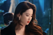 "Câu chuyện Hoa Hồng" kết thúc mở, khẳng định vị thế của Lưu Diệc Phi