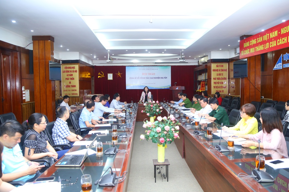 Báo động xu hướng trẻ hoá người nghiện ma tuý - 2 Báo động xu hướng trẻ hoá người nghiện ma tuý - 2