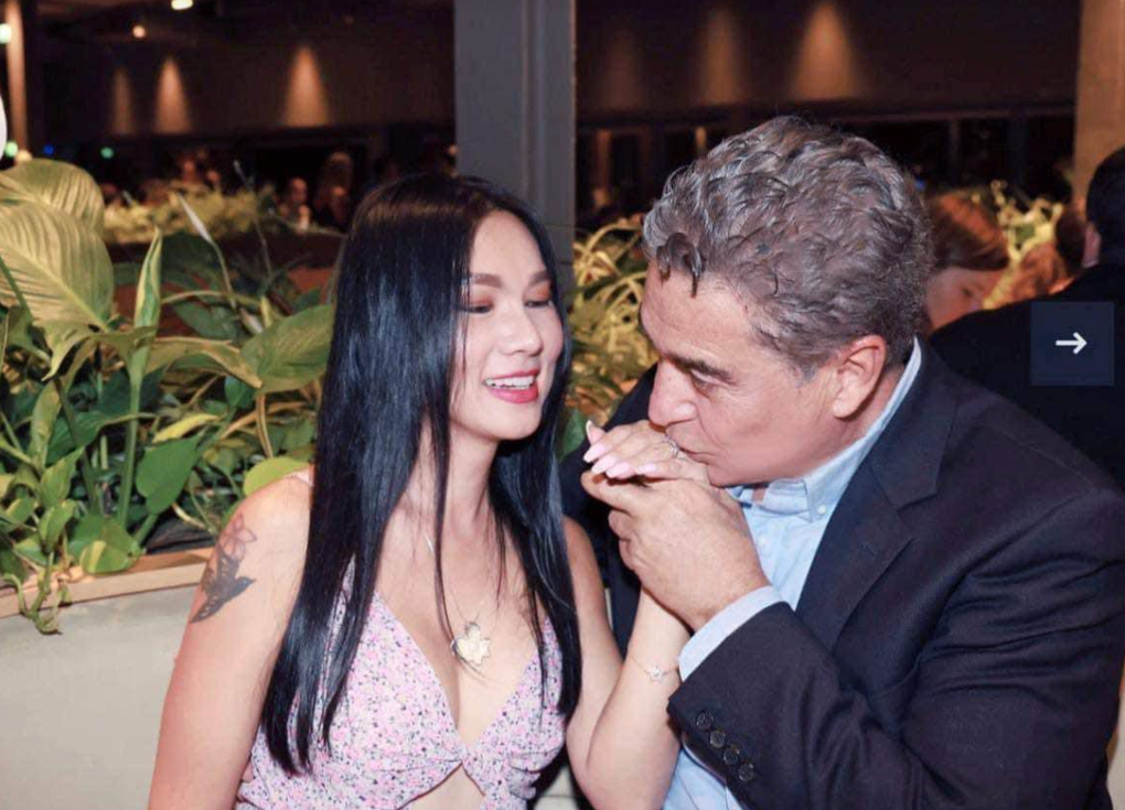 Ca sĩ Kavie Trần được bạn trai cầu hôn lãng mạn tại Pháp - 1 Ca sĩ Kavie Trần được bạn trai cầu hôn lãng mạn tại Pháp - 1