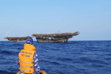 80 ngư dân bị nạn đang trên đường về đất liền