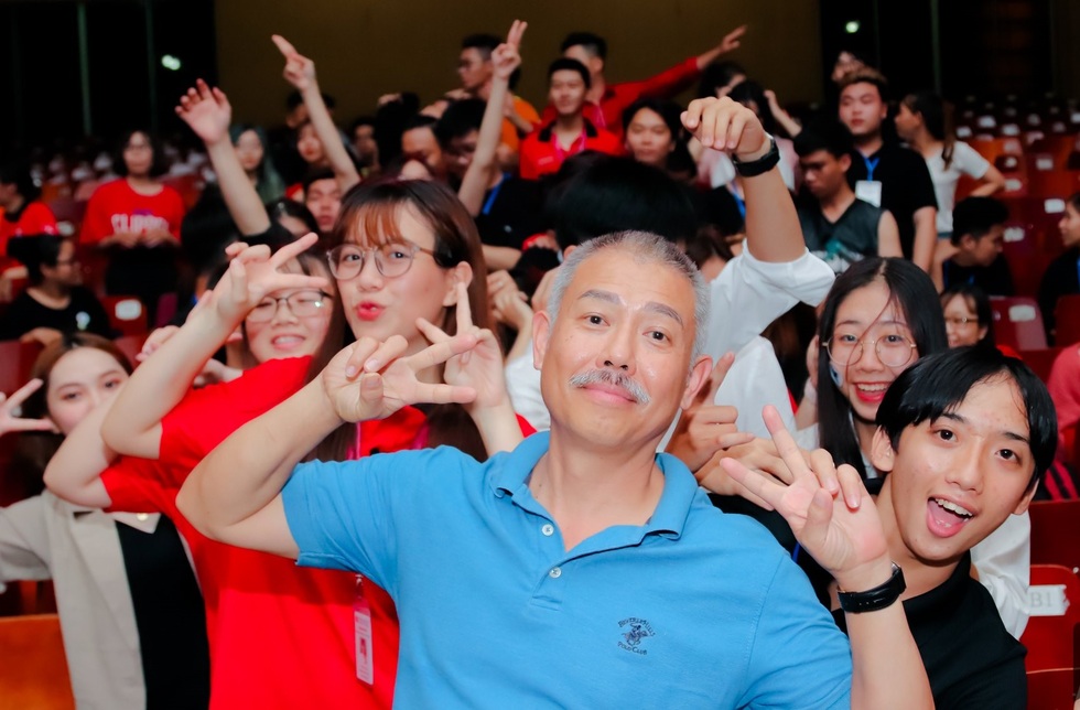 Học thuộc lòng hay dùng máy tính? - 1