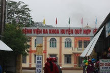 Người nhà sản phụ “tố” bác sỹ thiếu trách nhiệm khiến trẻ sơ sinh tử vong