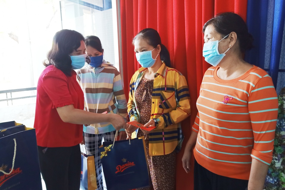 Bạc Liêu: Hơn 13 tỷ đồng chăm lo gia đình chính sách Tết Tân Sửu 2021 - 1 Bạc Liêu: Hơn 13 tỷ đồng chăm lo gia đình chính sách Tết Tân Sửu 2021 - 1