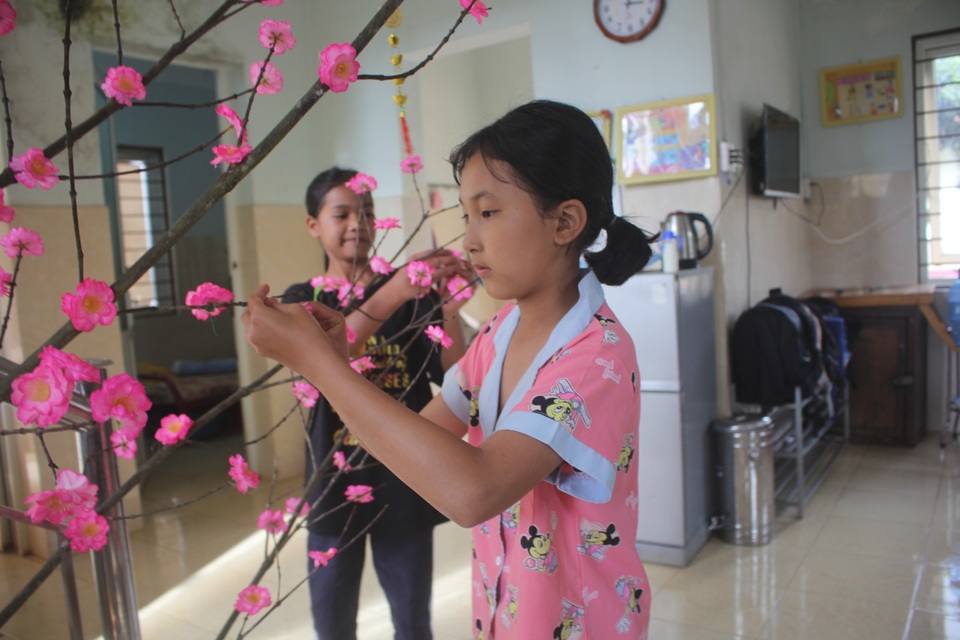 Tết ấm áp trong ngôi nhà đặc biệt - 2 Tết ấm áp trong ngôi nhà đặc biệt - 2