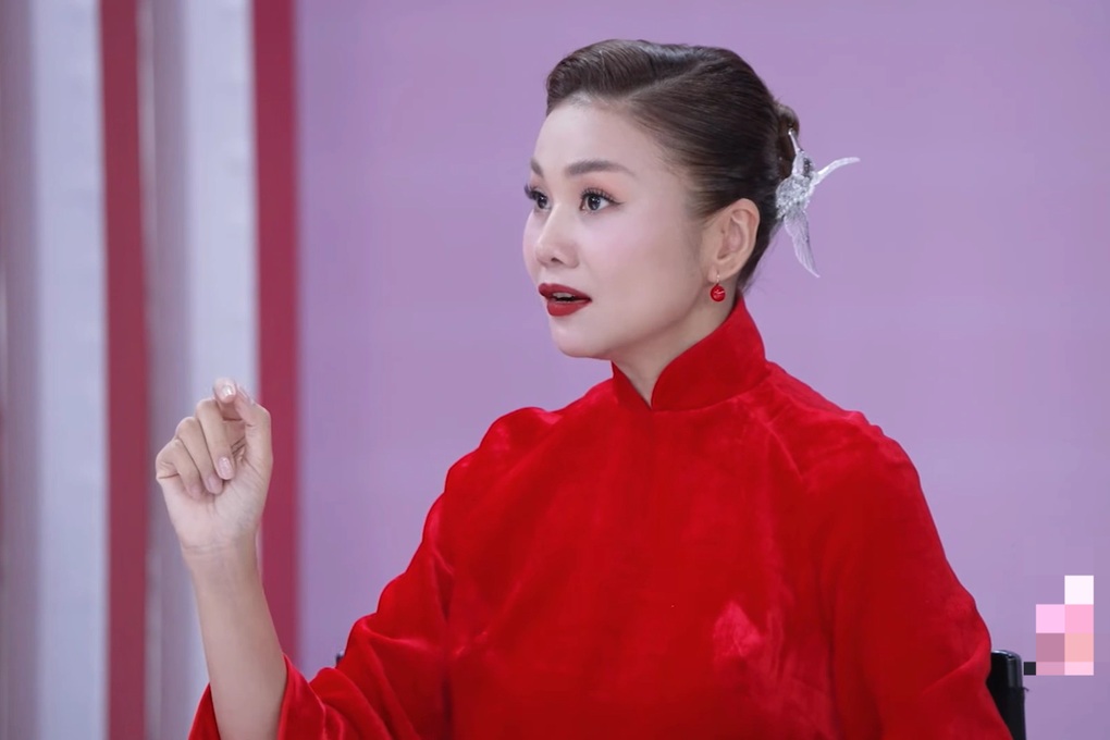 Thanh Hằng xúc động khi thí sinh Next Top Model tái hiện ký ức chiến tranh - 2 Thanh Hằng xúc động khi thí sinh Next Top Model tái hiện ký ức chiến tranh - 2
