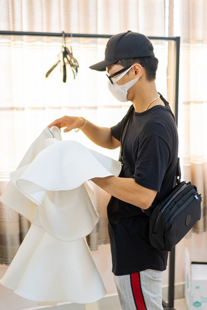 Chồng trẻ kém 12 tuổi của Khánh Thi và sự thật đằng sau hình ảnh lôi thôi lếch thếch - Ảnh 5. Chồng trẻ kém 12 tuổi của Khánh Thi và sự thật đằng sau hình ảnh lôi thôi lếch thếch - Ảnh 5.