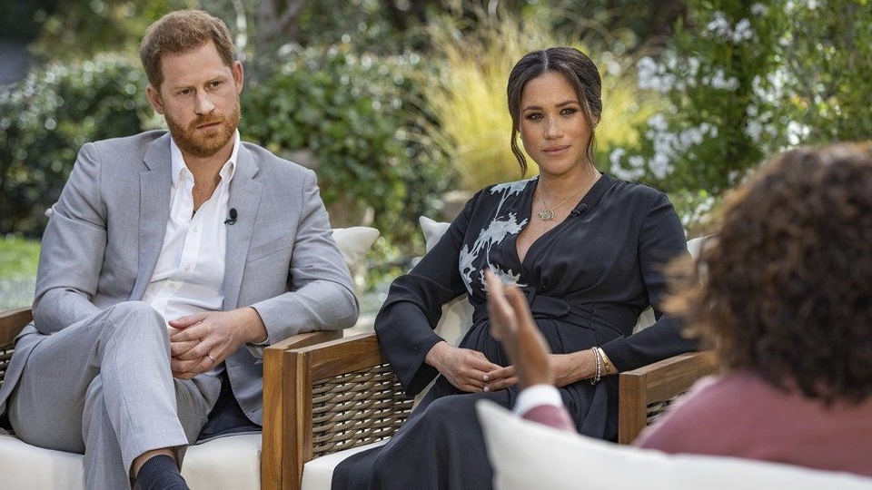 Tỷ phú bao bọc vợ chồng Harry - Meghan khi bước chân khỏi hoàng gia Anh - 1 Tỷ phú bao bọc vợ chồng Harry - Meghan khi bước chân khỏi hoàng gia Anh - 1