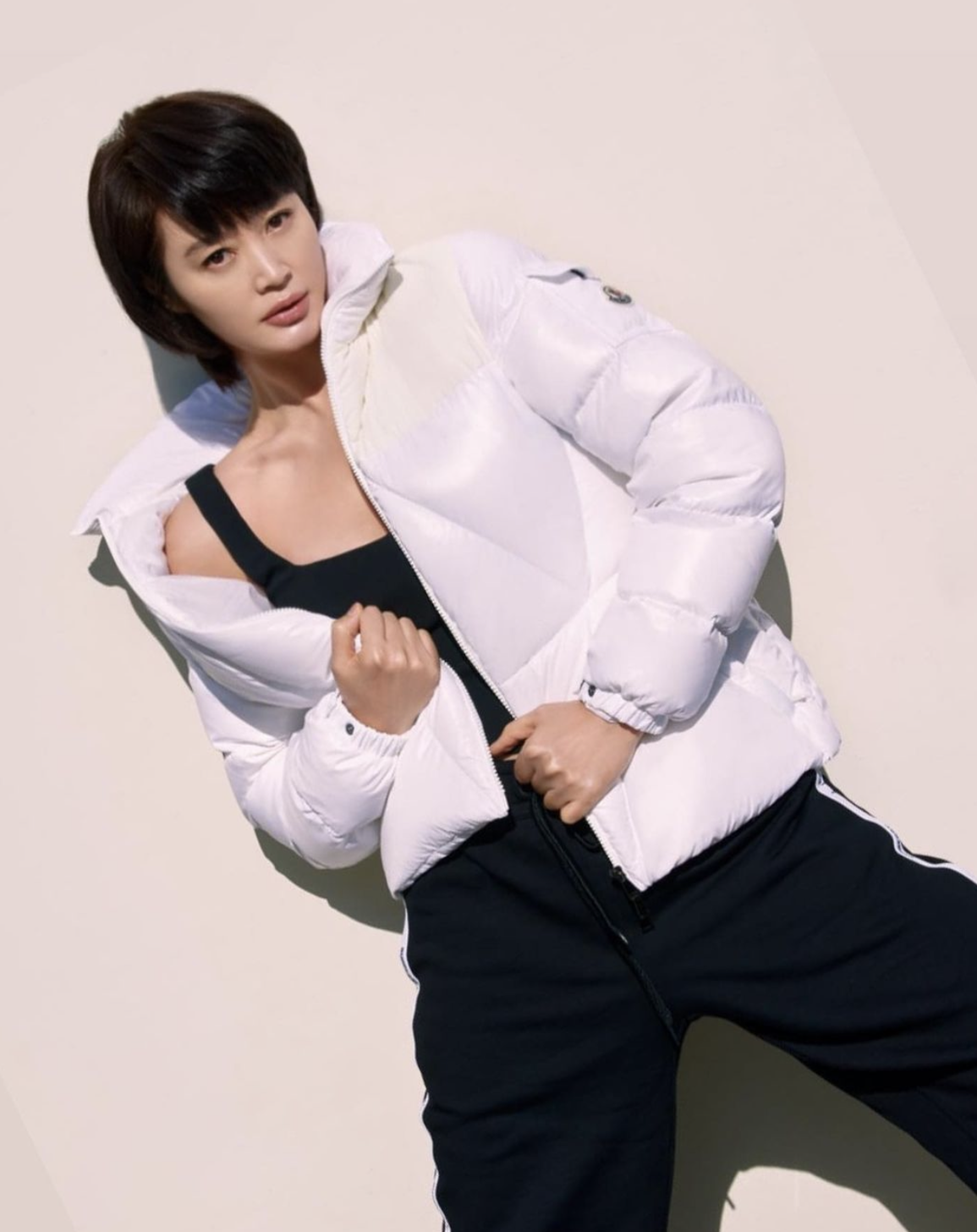 Giải mã sức hấp dẫn khó cưỡng của chị đại Kim Hye Soo - 3 Giải mã sức hấp dẫn khó cưỡng của chị đại Kim Hye Soo - 3