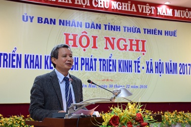 Loại bỏ cách làm việc “trên rải thảm, dưới rải đinh”