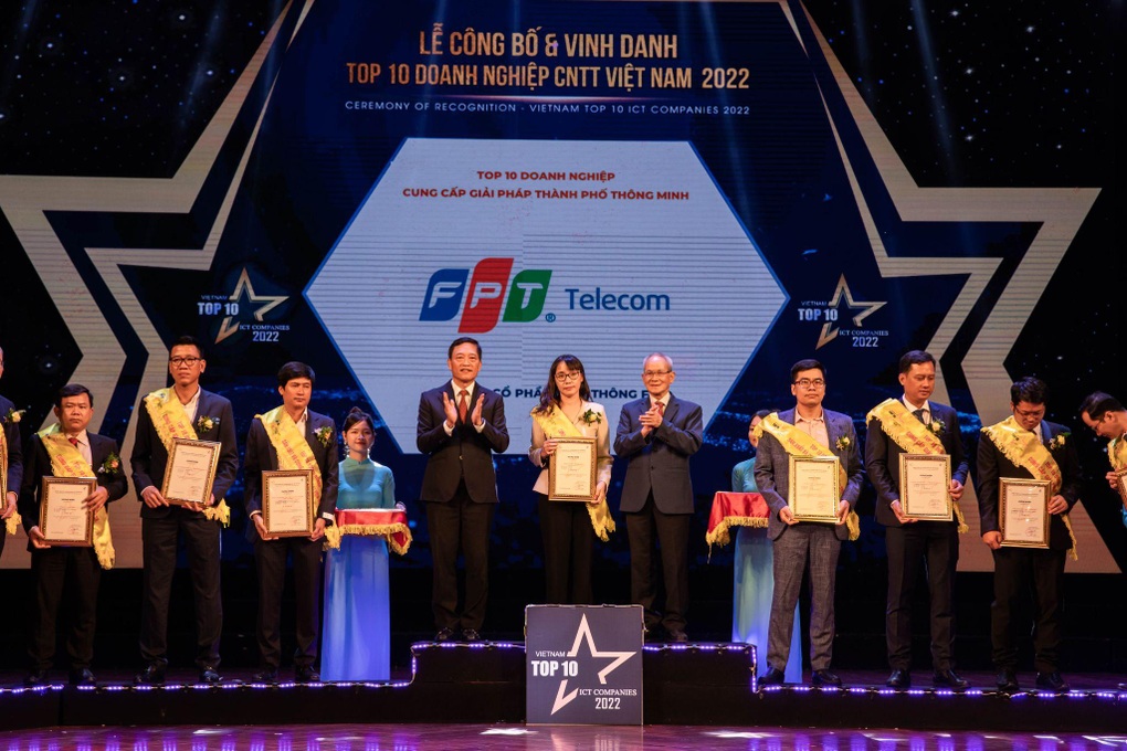 FPT Telecom đạt Top 10 Doanh nghiệp Cung cấp giải pháp thành phố thông minh - 1 FPT Telecom đạt Top 10 Doanh nghiệp Cung cấp giải pháp thành phố thông minh - 1