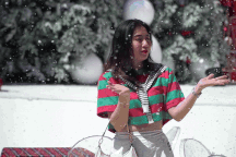 Giới trẻ đổ xô check-in "ngôi làng" Giáng sinh ở TPHCM