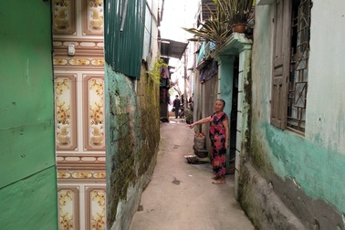 Sống mòn trong khu “ổ chuột” giữa lòng thành phố