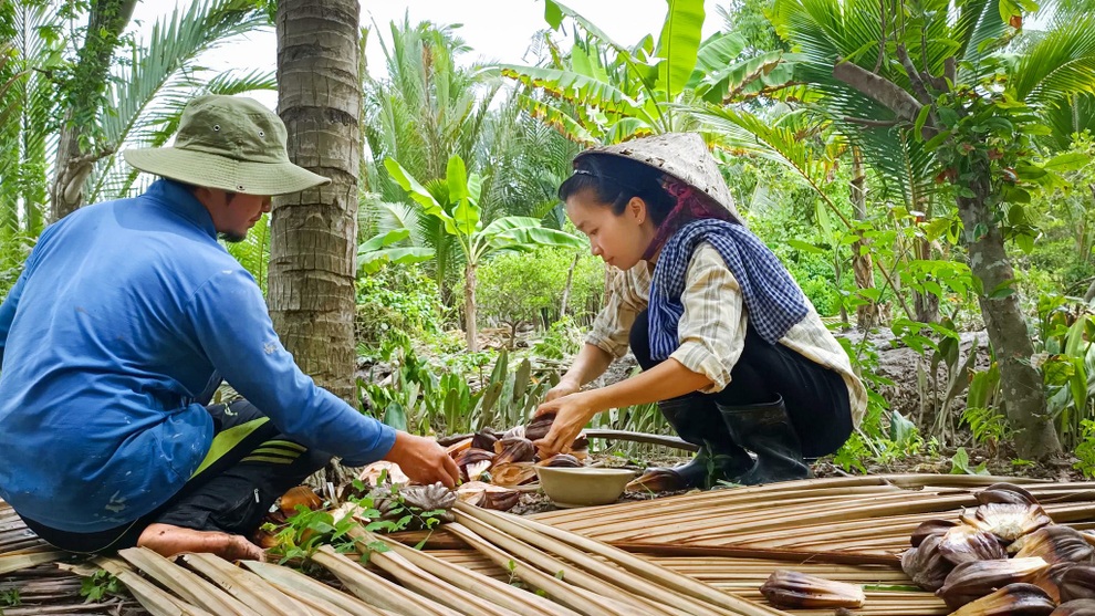 Dừa nước - đặc sản trứ danh Bến Tre do thiên nhiên ban tặng - 2 Dừa nước - đặc sản trứ danh Bến Tre do thiên nhiên ban tặng - 2