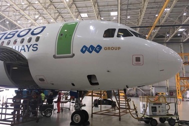 Những bức hình đầu tiên về máy bay Bamboo được chào đón trên facebook