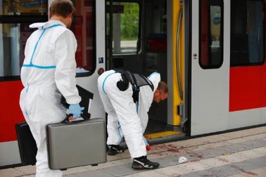 Tấn công bằng dao tại nhà ga Đức, 1 người chết, 3 người bị thương