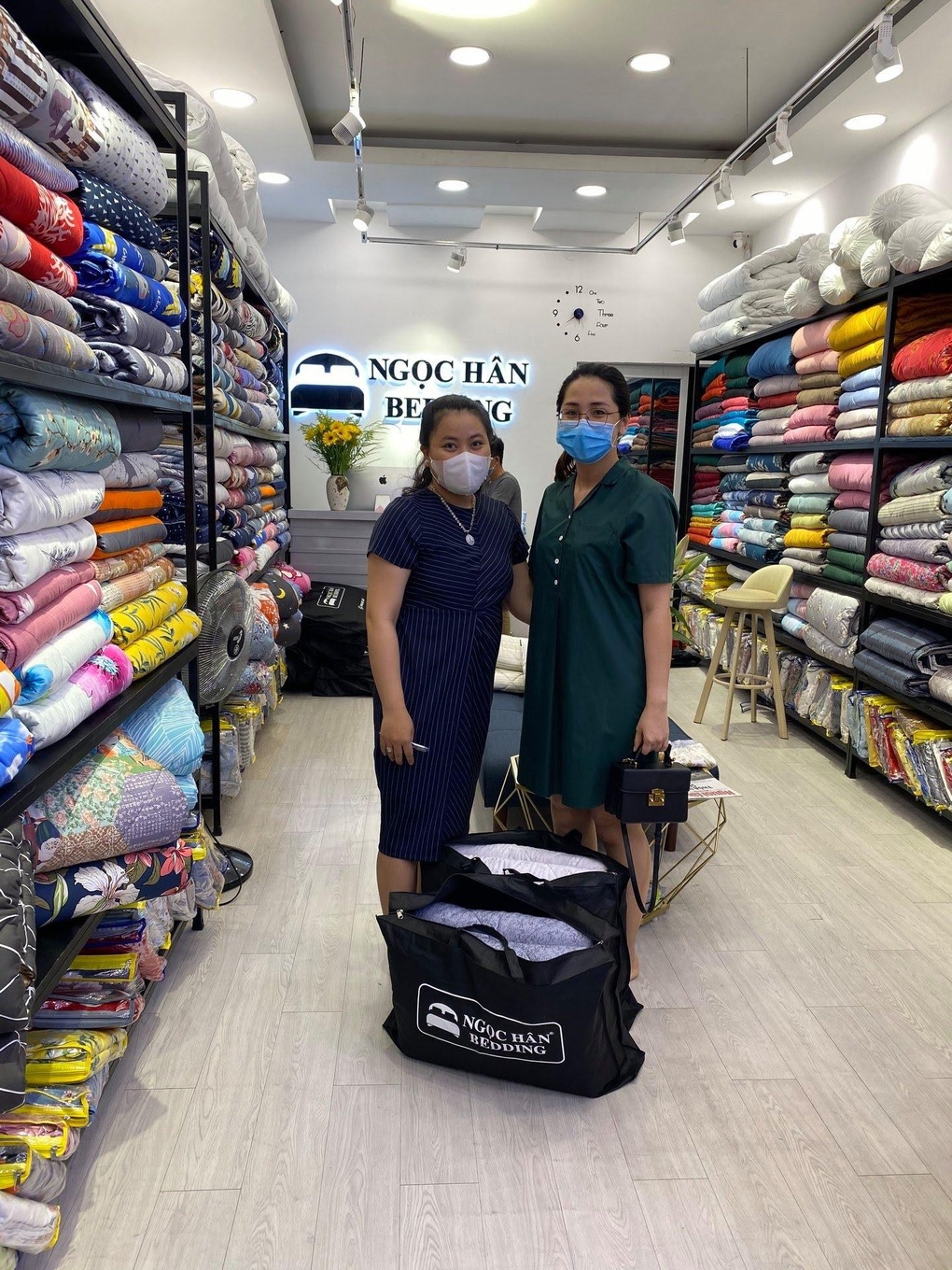 Chăn ga Ngọc Hân Bedding bán chạy ở kênh trực tuyến - 2 Chăn ga Ngọc Hân Bedding bán chạy ở kênh trực tuyến - 2