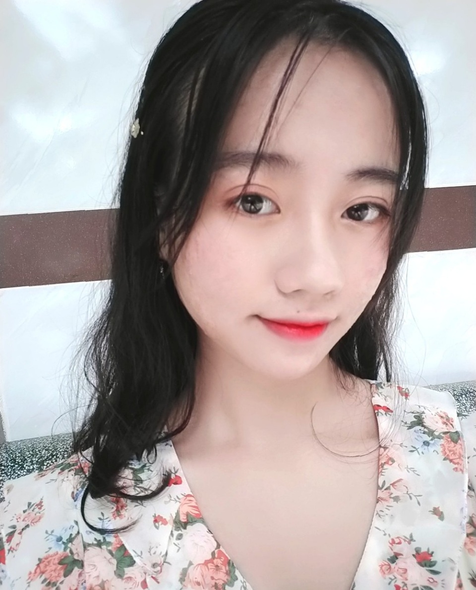 Nữ sinh một chân vượt qua nghịch cảnh, chinh phục ước mơ vào đại học - 4 Nữ sinh một chân vượt qua nghịch cảnh, chinh phục ước mơ vào đại học - 4
