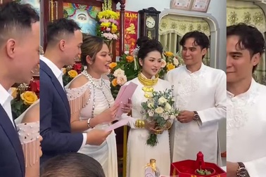 Cô dâu đeo vàng Đồng Tháp đeo vàng khủng, nhận sổ đỏ ngày cưới